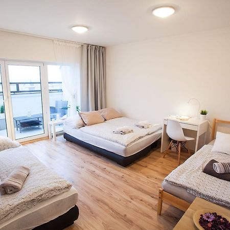 Haas Apartments Stojanova With Parking ブルノ エクステリア 写真